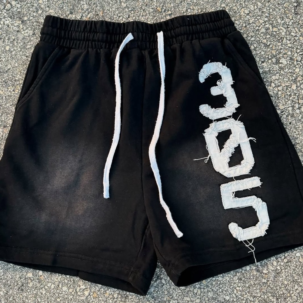 305 Shorts